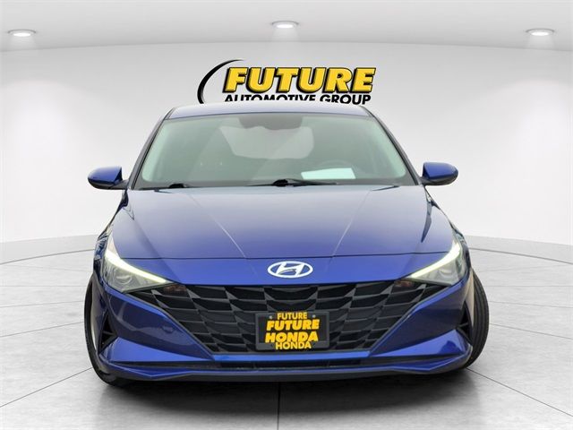 2023 Hyundai Elantra SE