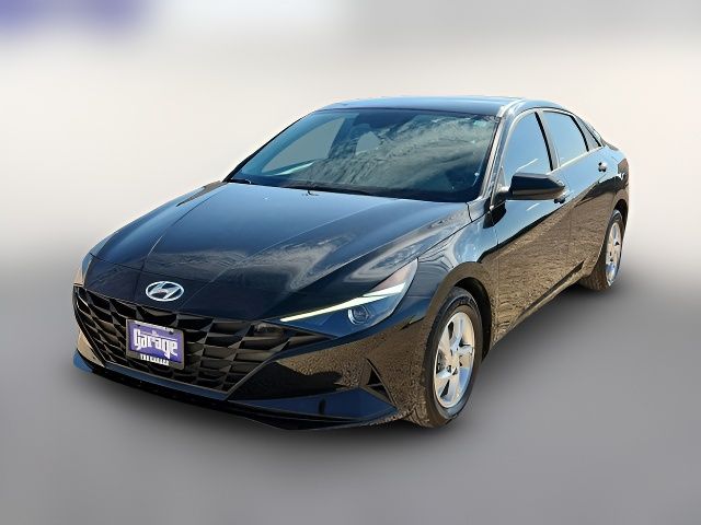 2023 Hyundai Elantra SE