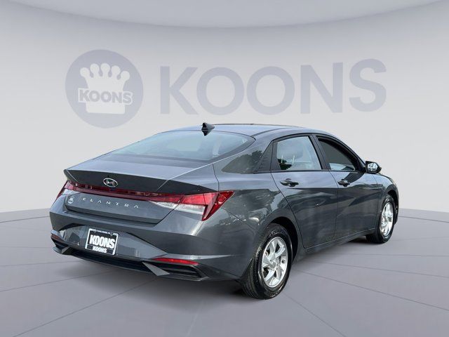 2023 Hyundai Elantra SE