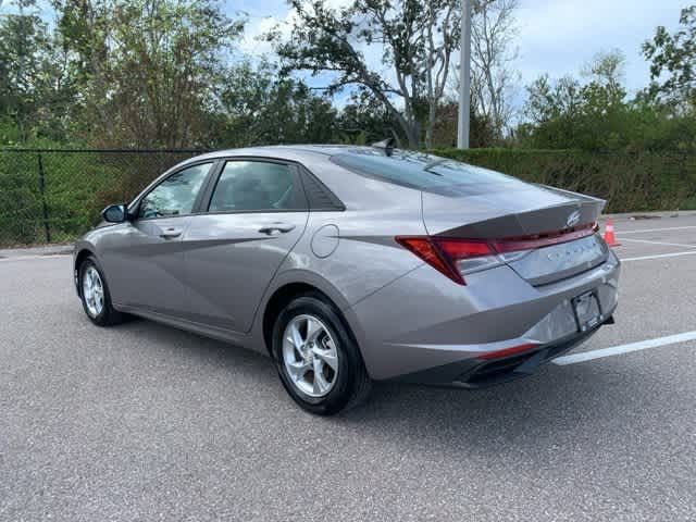 2023 Hyundai Elantra SE