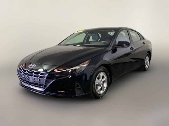 2023 Hyundai Elantra SE