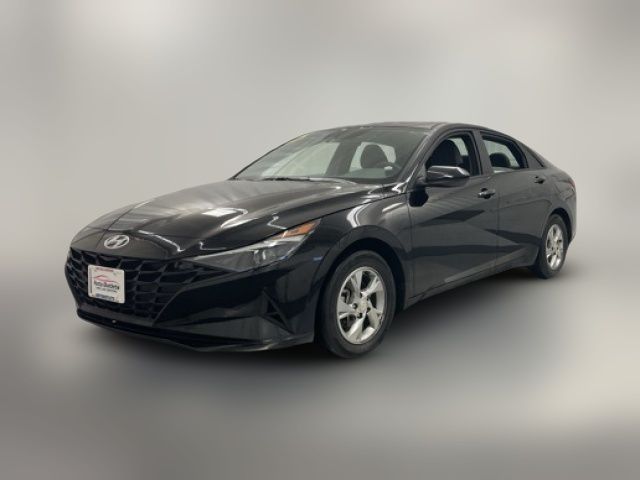 2023 Hyundai Elantra SE