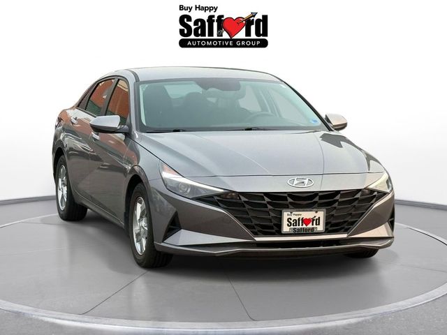 2023 Hyundai Elantra SE