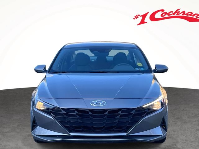 2023 Hyundai Elantra SE