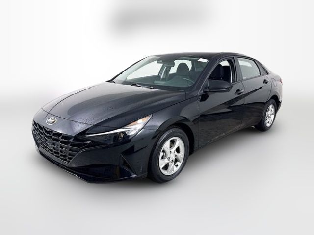 2023 Hyundai Elantra SE