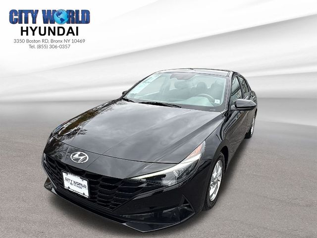2023 Hyundai Elantra SE