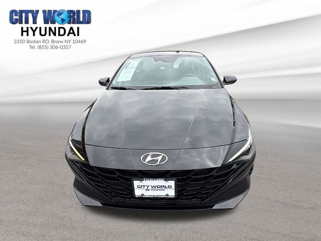 2023 Hyundai Elantra SE