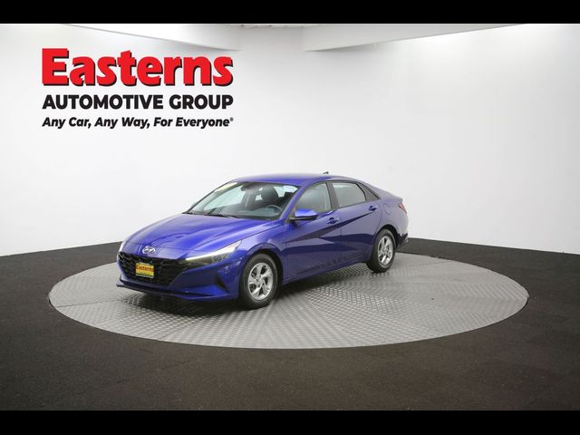 2023 Hyundai Elantra SE