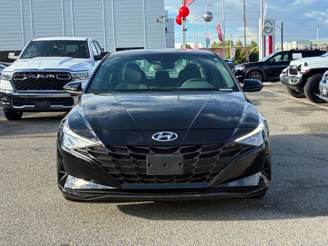 2023 Hyundai Elantra SE