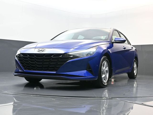 2023 Hyundai Elantra SE