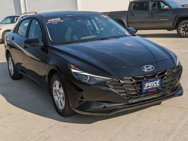 2023 Hyundai Elantra SE