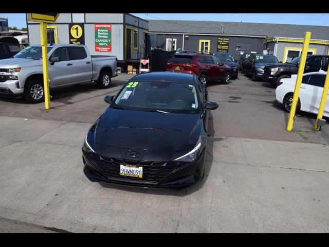 2023 Hyundai Elantra Hybrid Blue