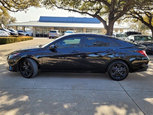 2023 Hyundai Elantra Hybrid Blue