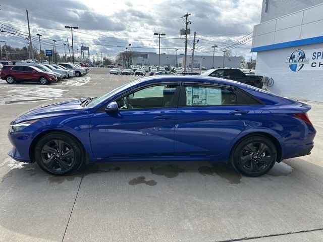 2023 Hyundai Elantra Hybrid Blue