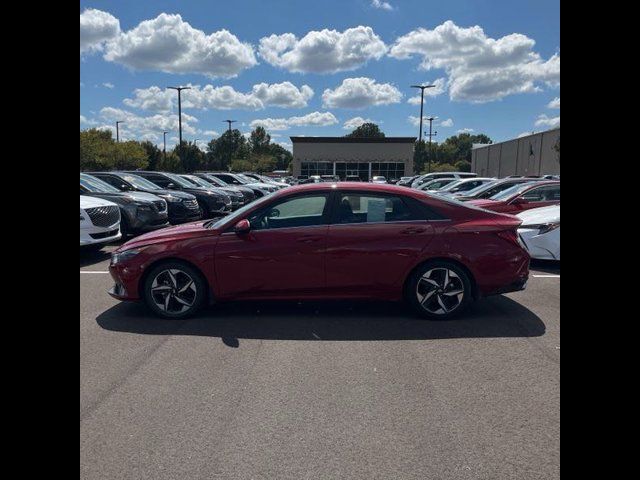 2023 Hyundai Elantra Hybrid Limited