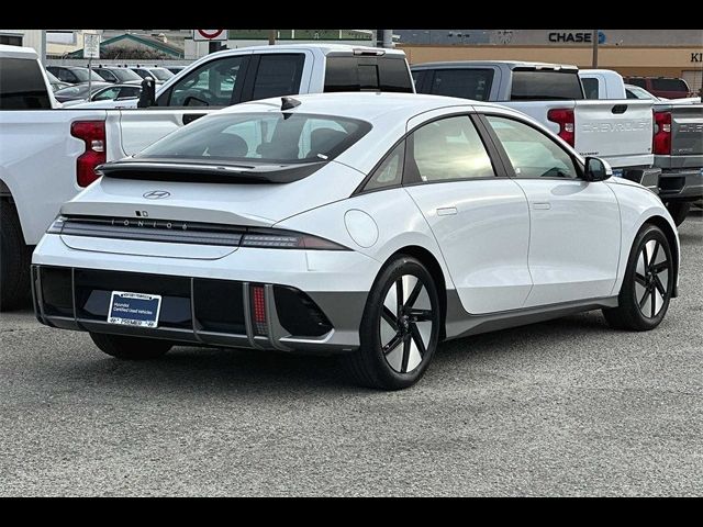 2023 Hyundai IONIQ 6 SE