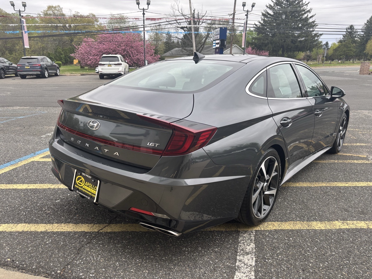Vehicle image 2 of 20