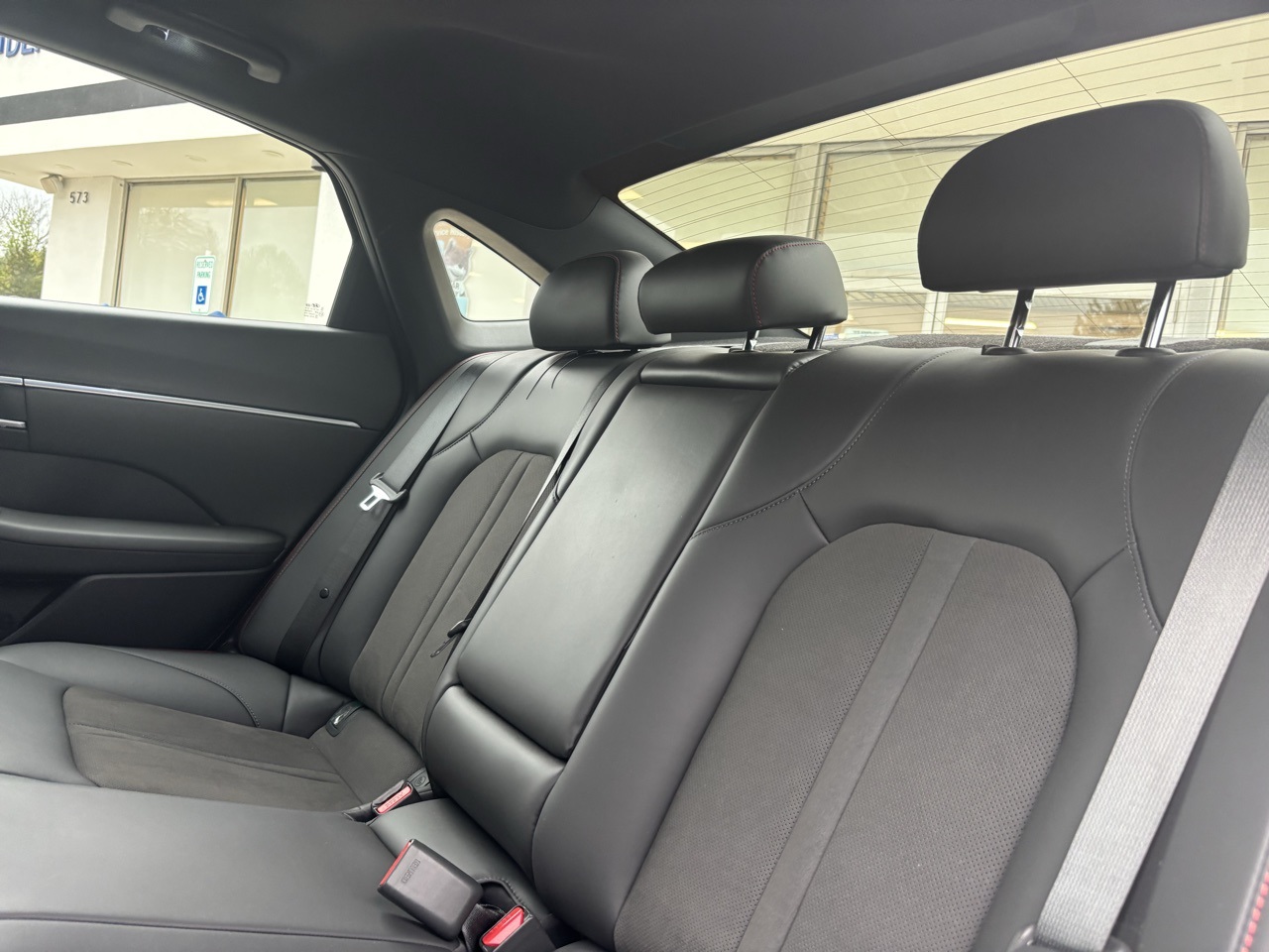 Vehicle image 19 of 20