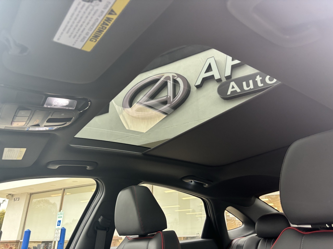 Vehicle image 16 of 20