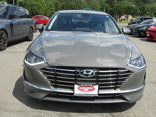 2023 Hyundai Sonata SE