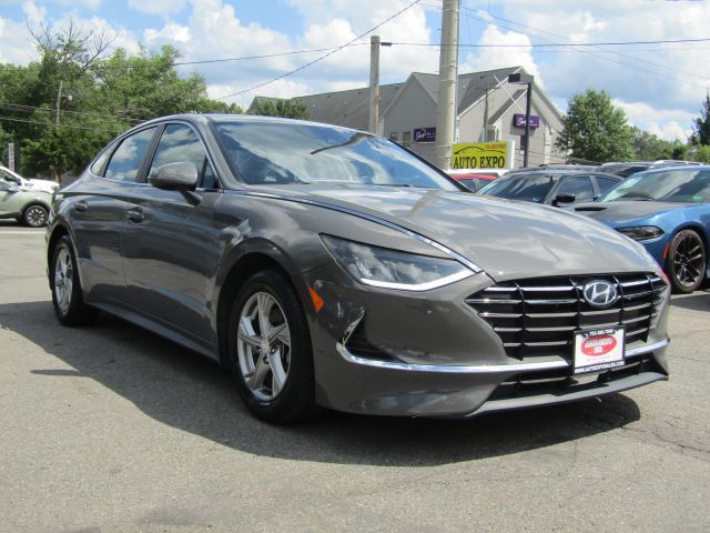 2023 Hyundai Sonata SE