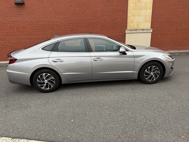 2023 Hyundai Sonata Hybrid Blue