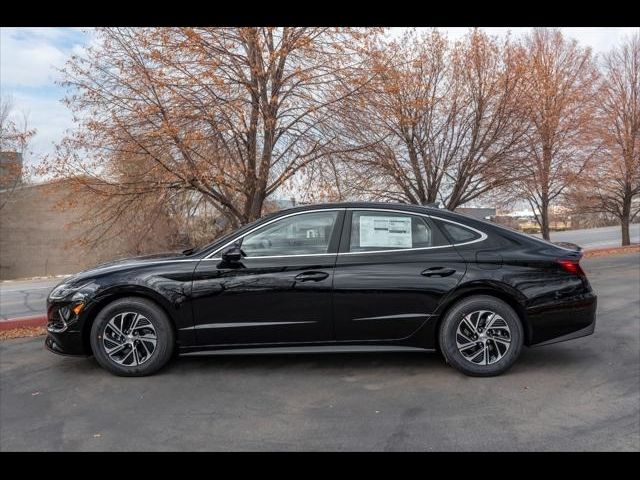 2023 Hyundai Sonata Hybrid Blue