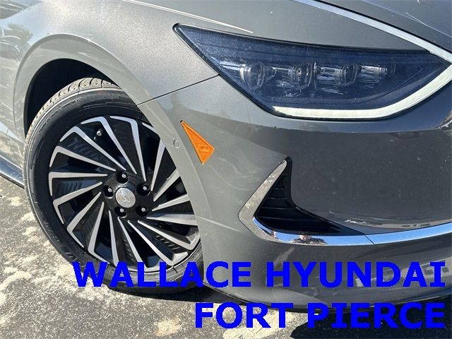 2023 Hyundai Sonata Hybrid Limited