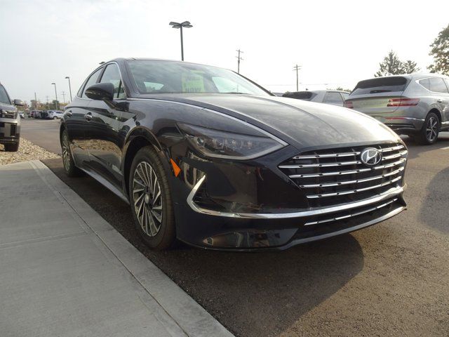 2023 Hyundai Sonata Hybrid Limited