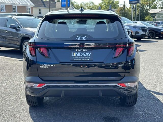 2023 Hyundai Tucson SE