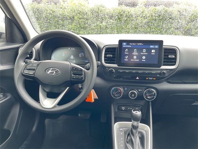 2023 Hyundai Venue SE