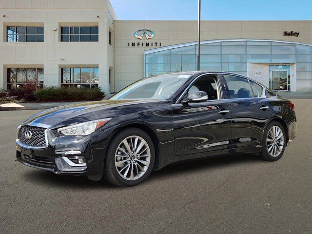 2023 INFINITI Q50 Luxe