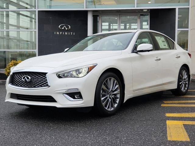 2023 INFINITI Q50 Luxe