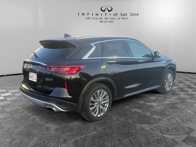 2023 INFINITI QX50 Luxe