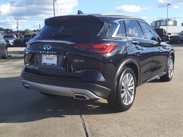 2023 INFINITI QX50 Luxe