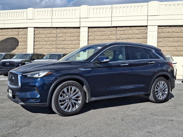 2023 INFINITI QX50 Luxe