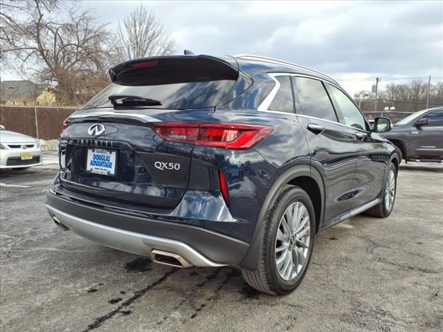 2023 INFINITI QX50 Luxe