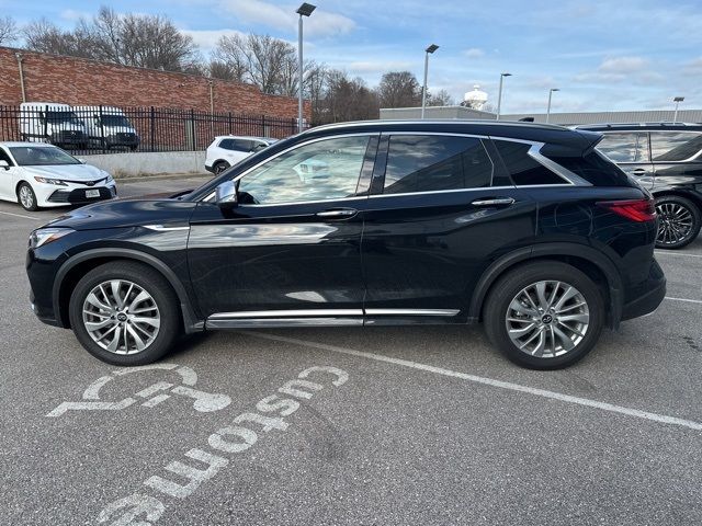 2023 INFINITI QX50 Luxe