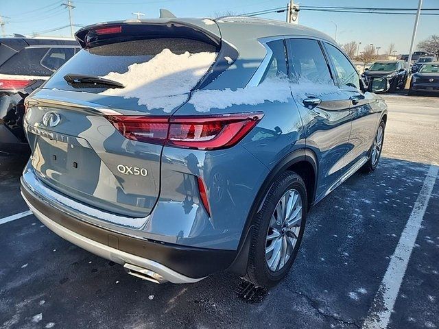 2023 INFINITI QX50 Luxe