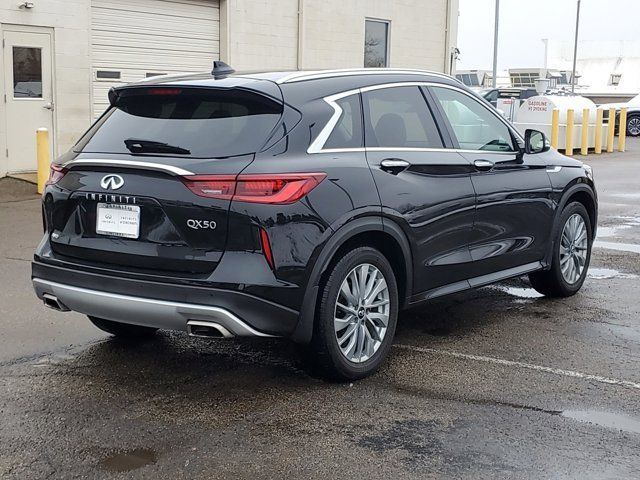 2023 INFINITI QX50 Luxe