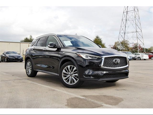 2023 INFINITI QX50 Luxe
