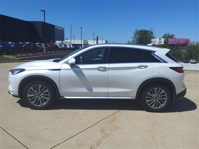 2023 INFINITI QX50 Luxe