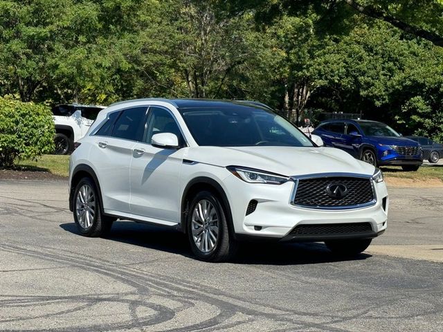 2023 INFINITI QX50 Luxe