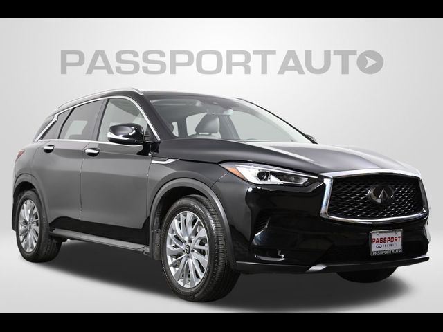 2023 INFINITI QX50 Luxe