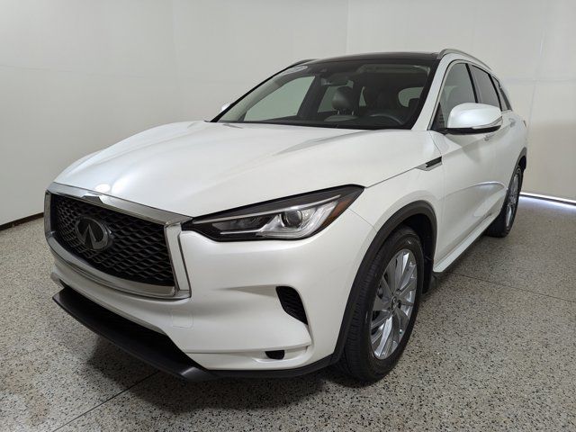 2023 INFINITI QX50 Luxe