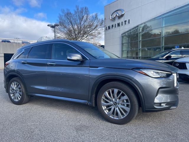 2023 INFINITI QX50 Luxe