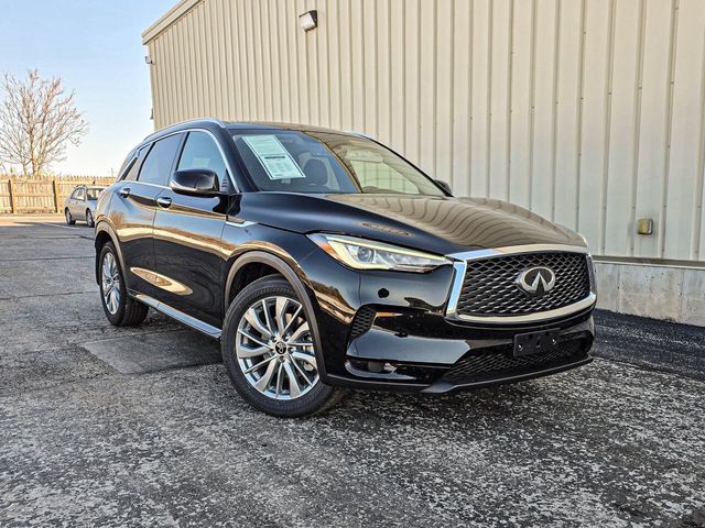 2023 INFINITI QX50 Luxe