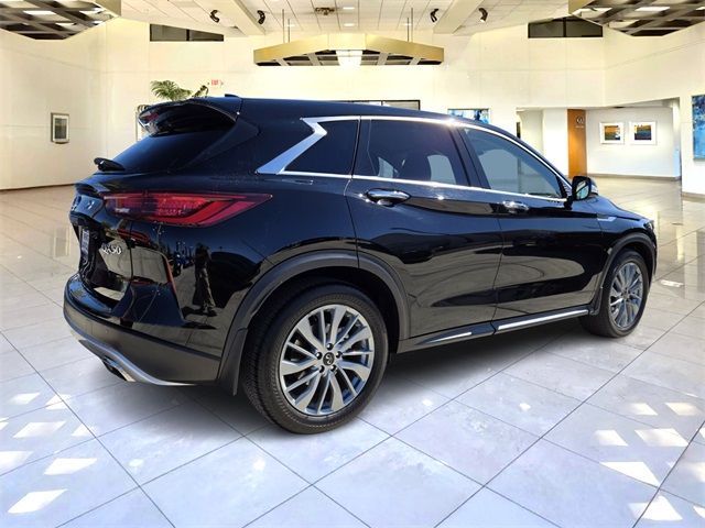 2023 INFINITI QX50 Pure