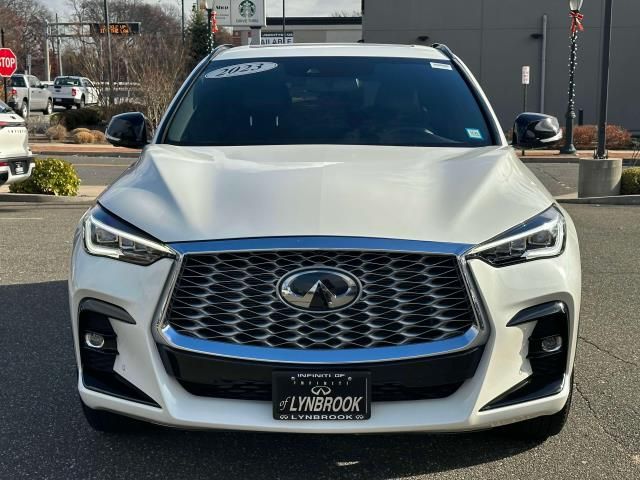 2023 INFINITI QX55 Essential