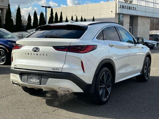 2023 INFINITI QX55 Essential